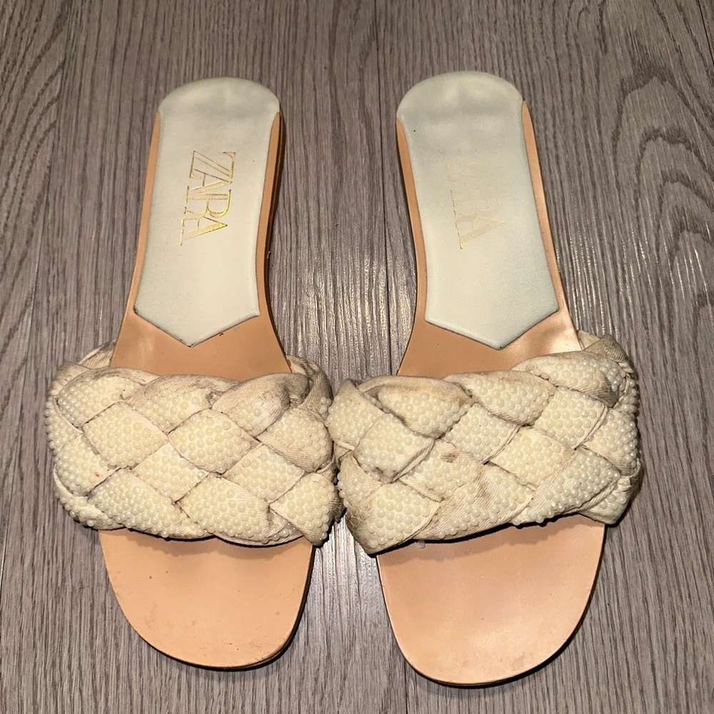Zara flat